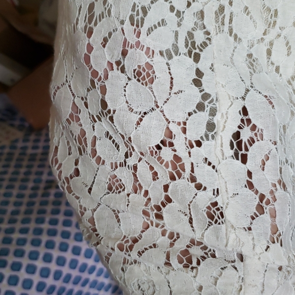 HEARTSOUL LACE TOP MED - Picture 4 of 10